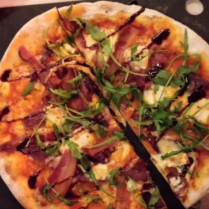 pizza at fire and stone_02